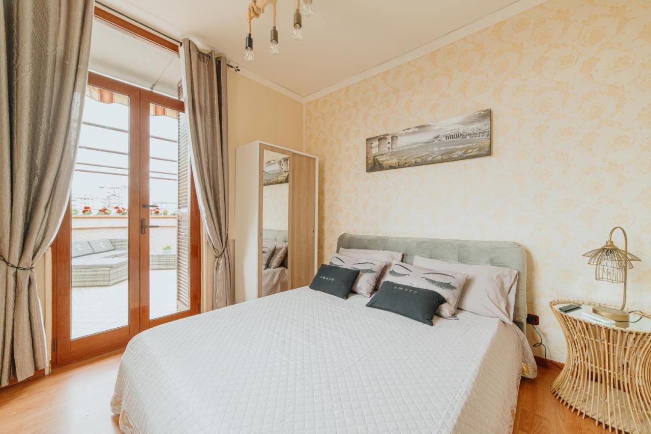 Willa La Terrazza Nel Centro Neapol Zewnętrze zdjęcie